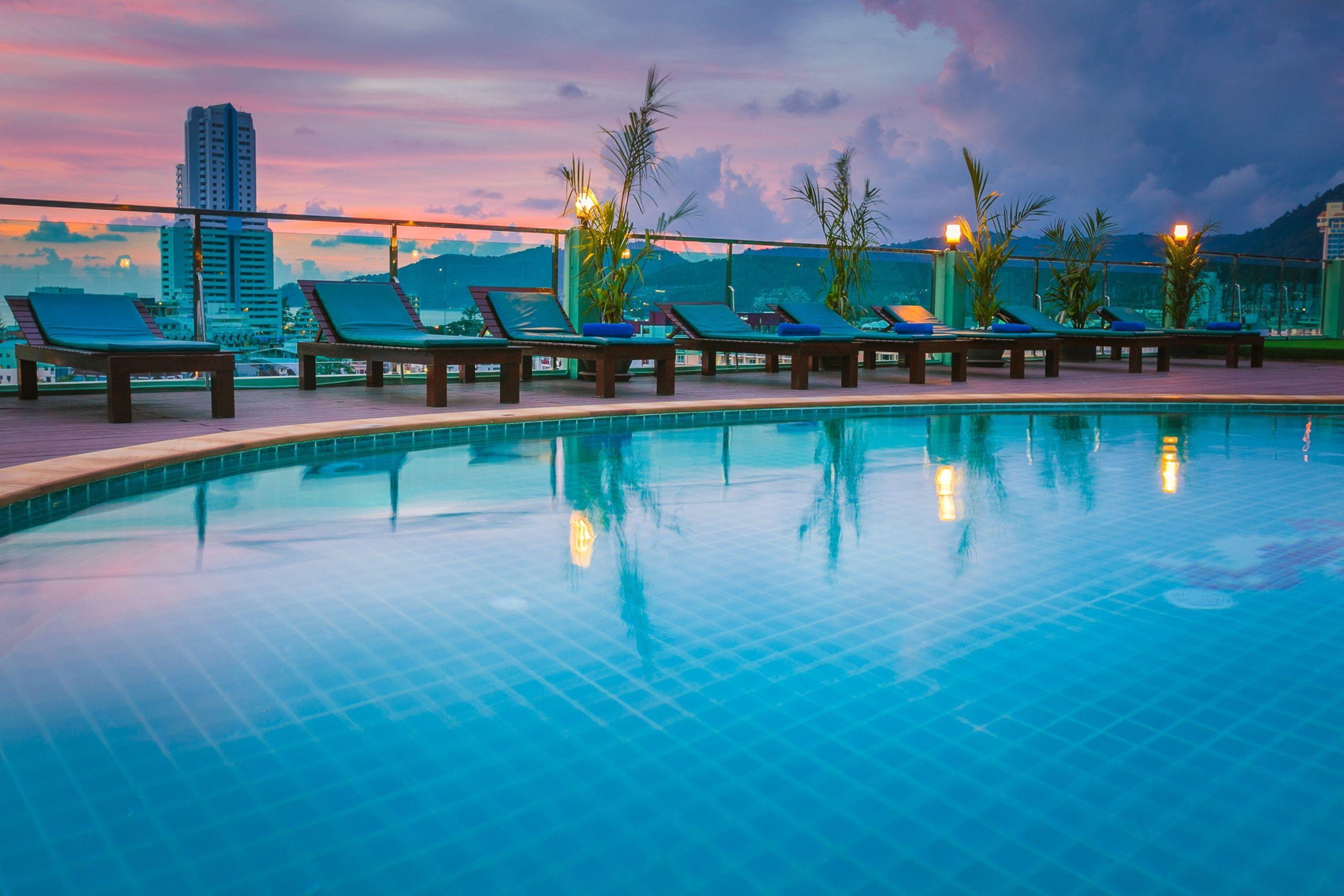The Allano Hotel Patong Extérieur photo