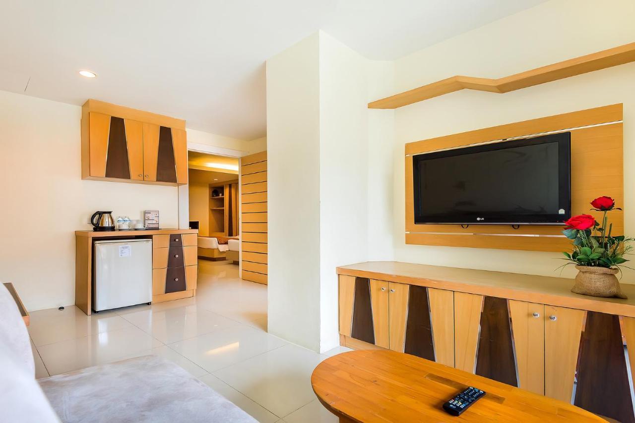 The Allano Hotel Patong Extérieur photo